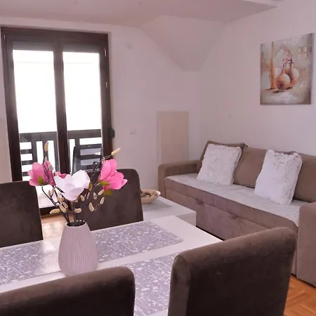 Sloboda アパート *