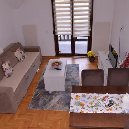 Sloboda アパート ズラティボール